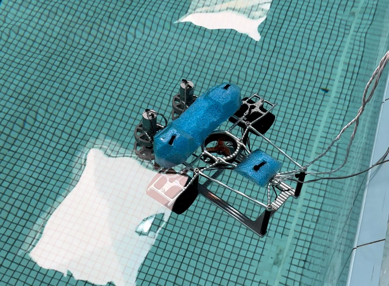 DESN1000 underwater ROV during pool testing