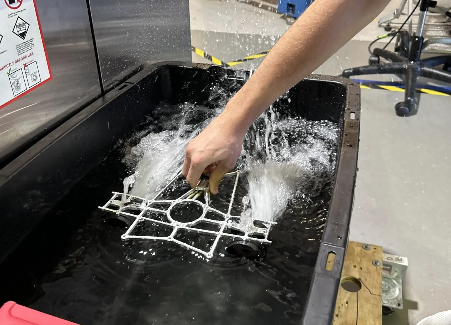 DESN1000 underwater ROV tub test